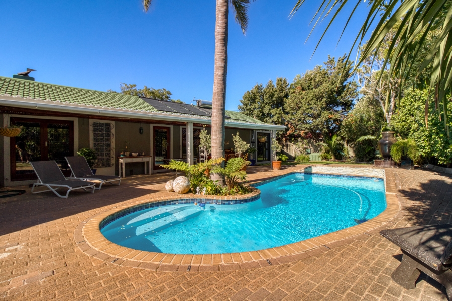 4 Bedroom Property for Sale in Strand South Western Cape